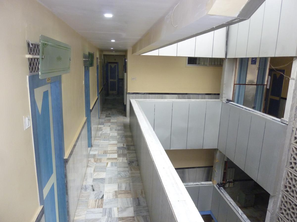 Hotel Stars Mumbai Exterior photo