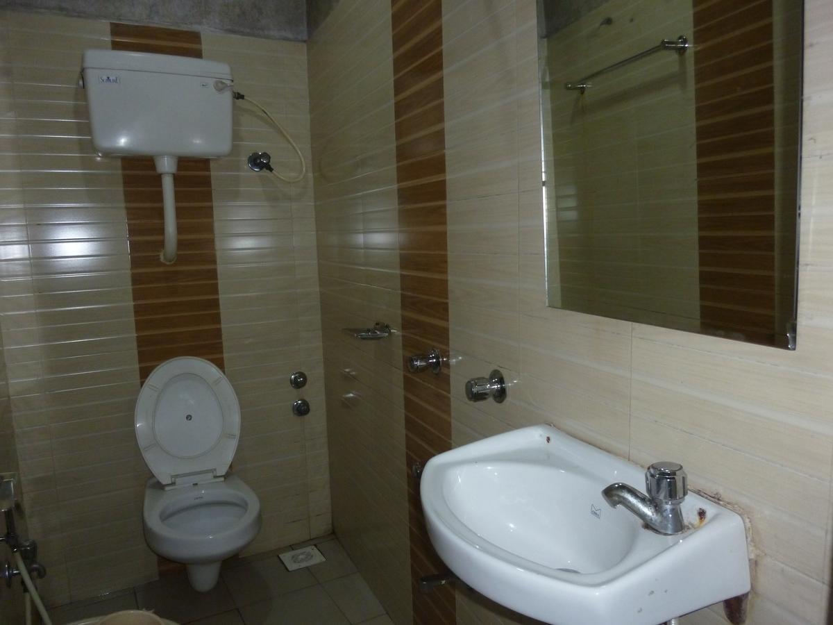 Hotel Stars Mumbai Room photo